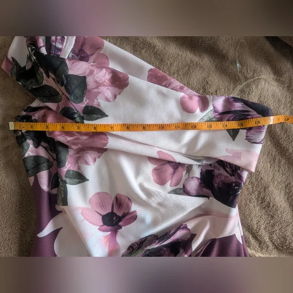 Le Chateau One Shoulder Floral Dress in Pink and Purple - Picture 8 of 11